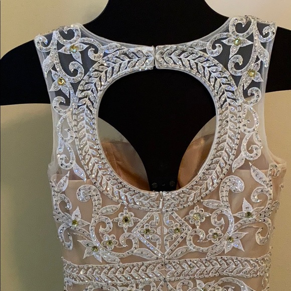 Beaded with crystals wedding dress - Picture 4 of 5